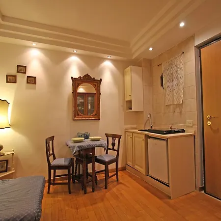 Pianellari Studio * Rome
